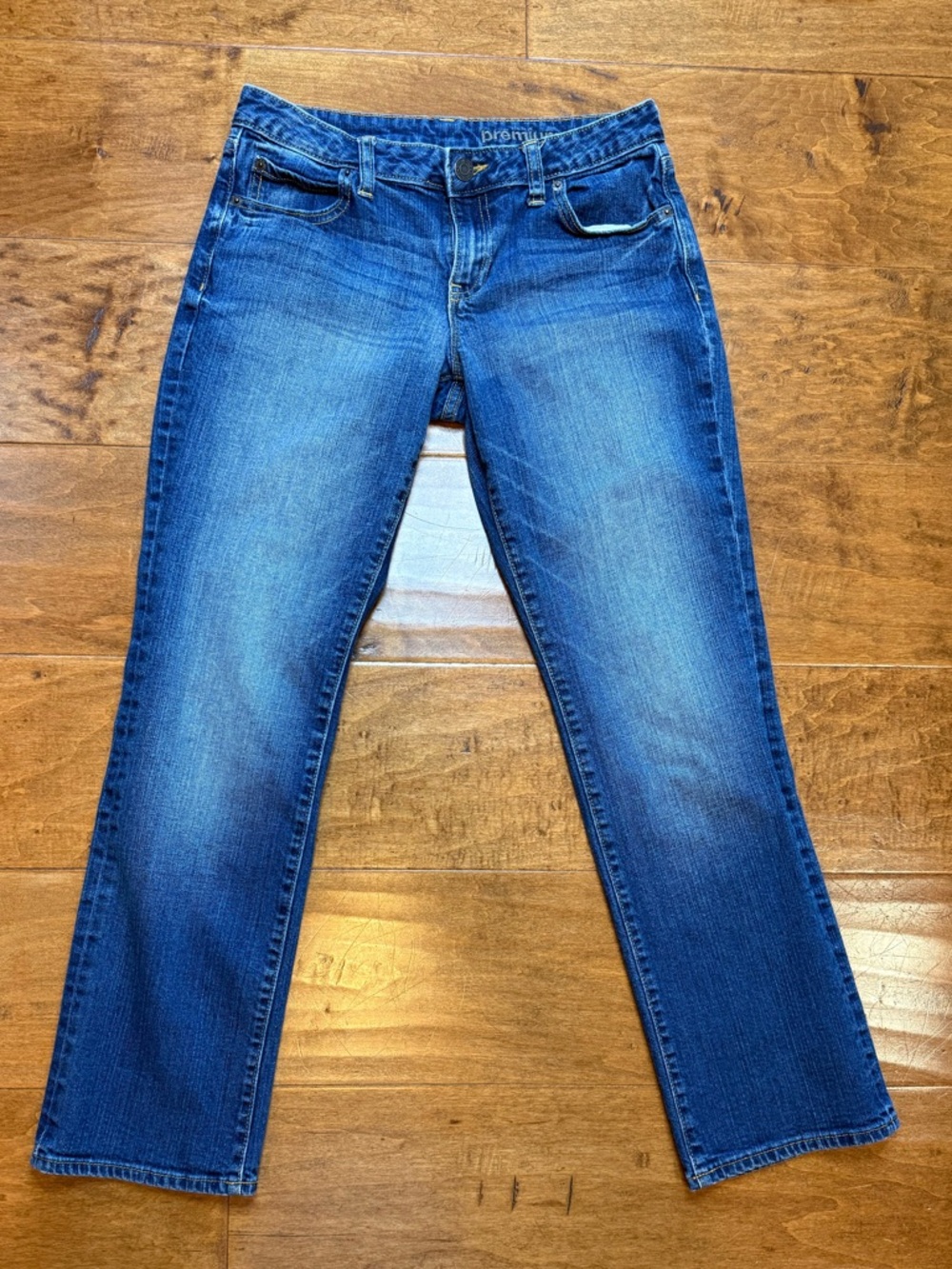 Gap Curvy Straight Jeans 28R Mid Rise Slim Straight Medium Wash